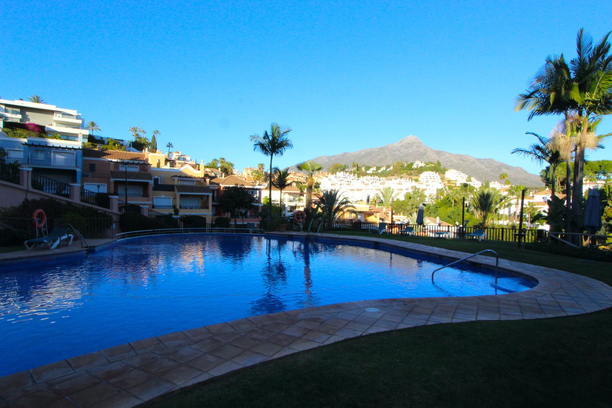 Townhouse for sale in Marbella - Nueva Andalucía 11