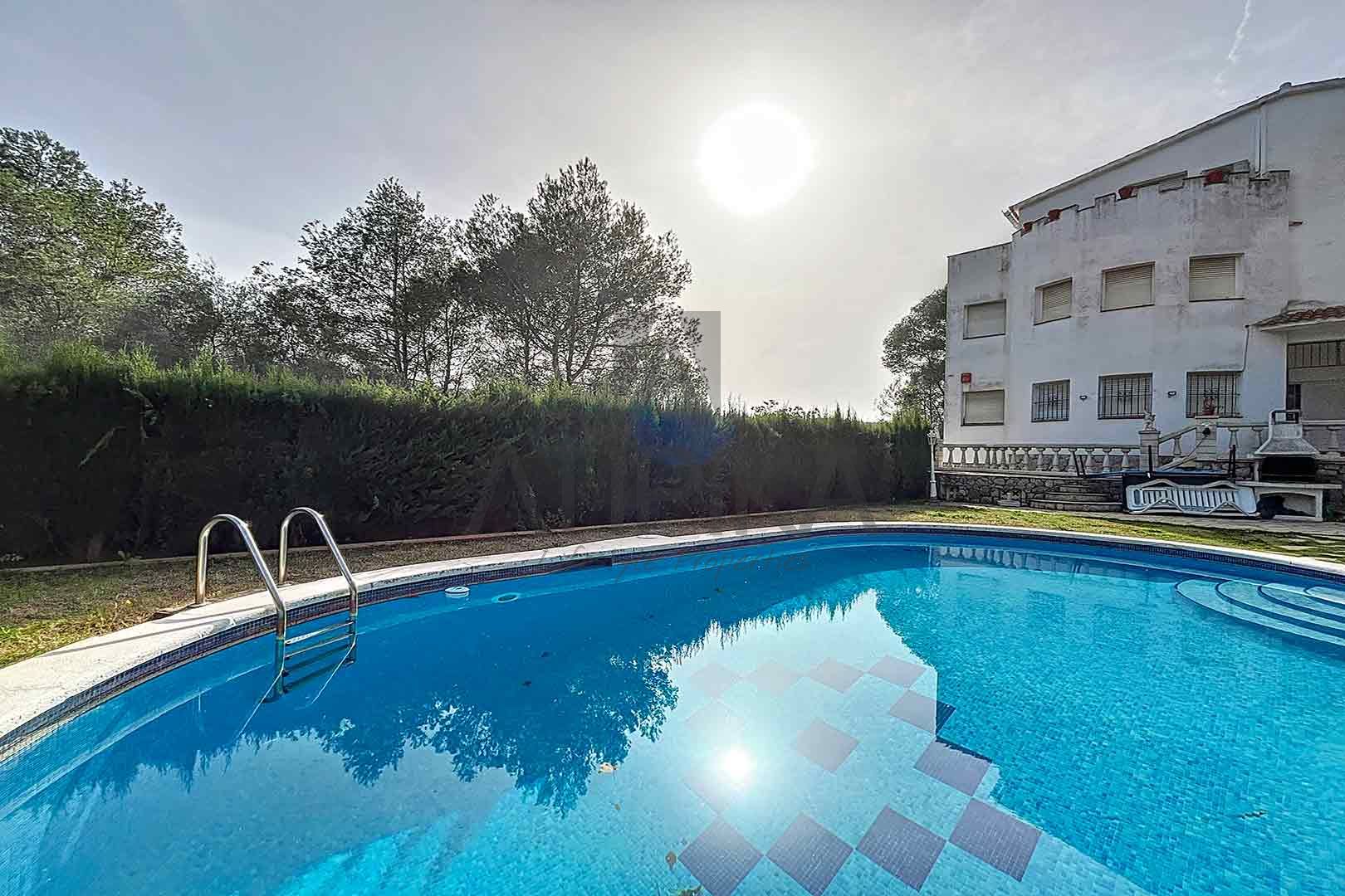 Villa for sale in Barcelona and surroundings 48