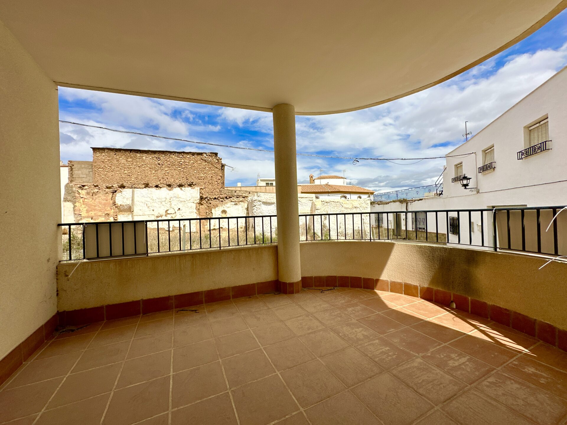 Apartment for sale in Almería and surroundings 2