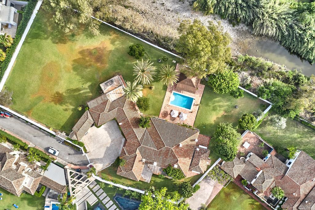 Villa à vendre à Estepona 40