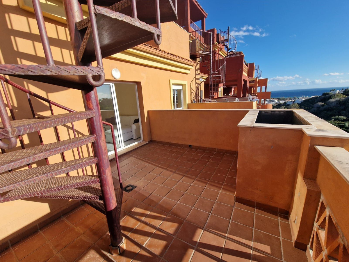 Apartment for sale in Marbella - East 19