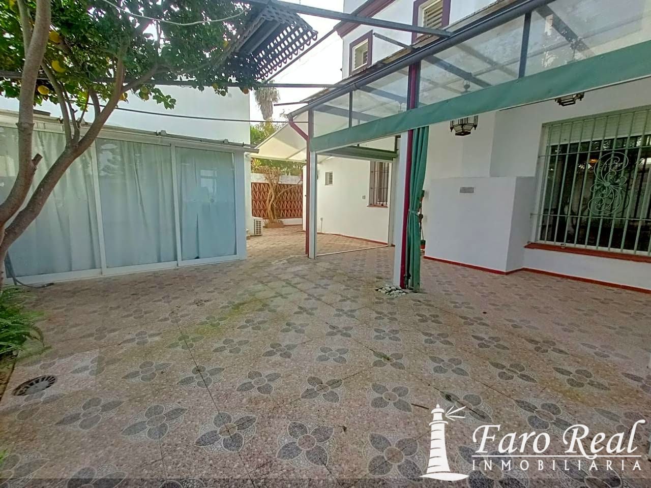 Haus zum Verkauf in Costa de Cádiz Northwest 23