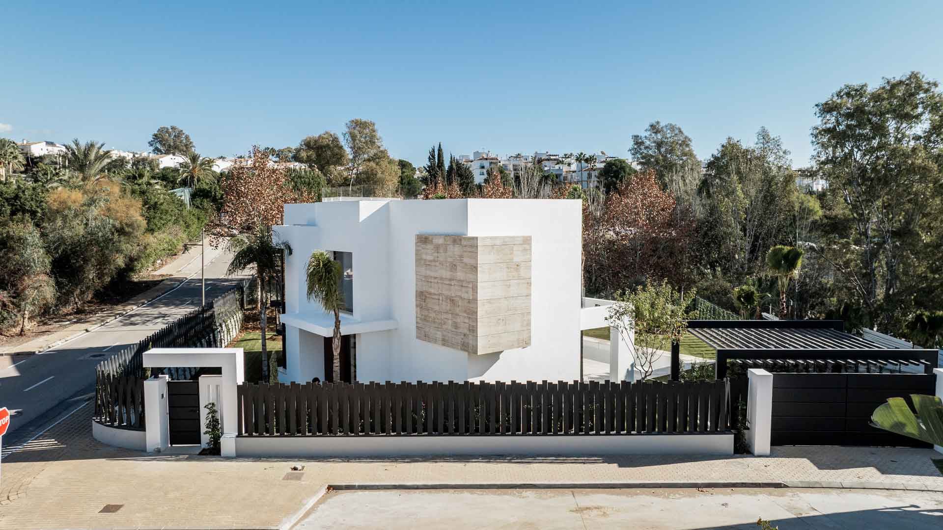 Villa te koop in Estepona 35