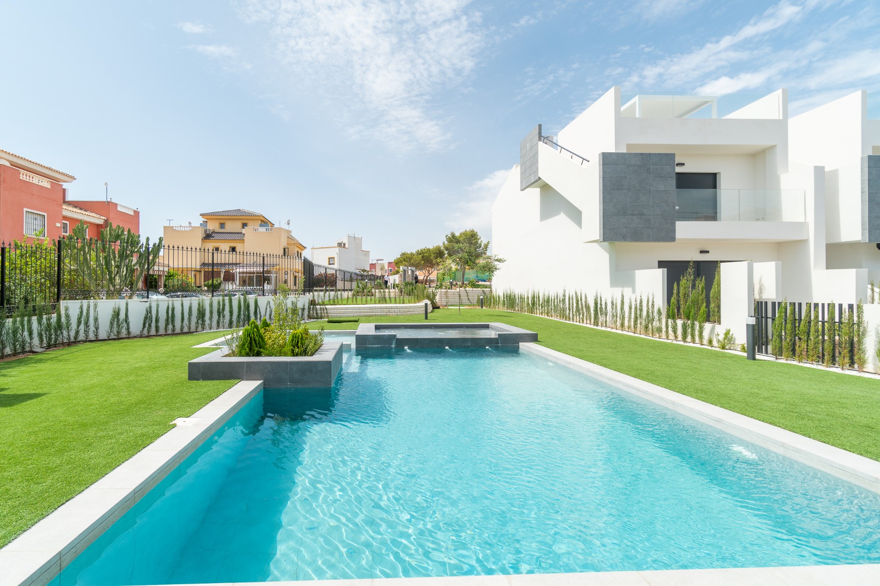 Townhouse for sale in Alicante 50