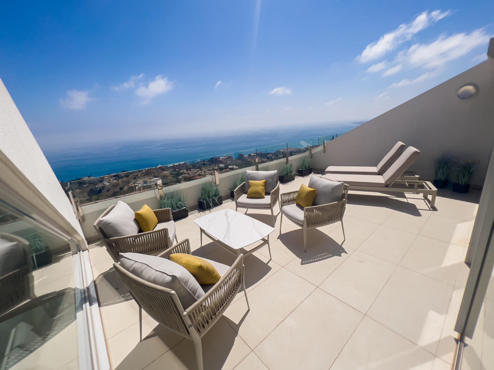Penthouse for sale in Fuengirola 36