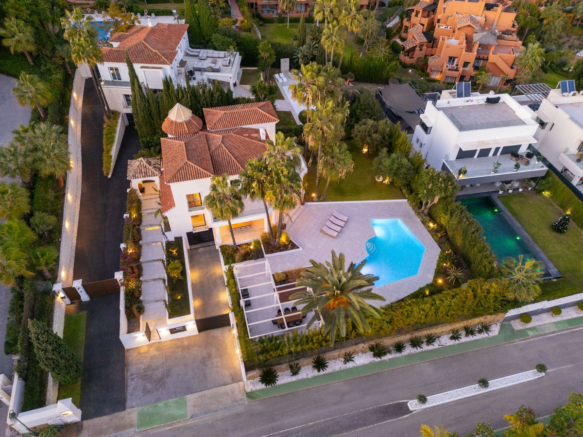 Villa te koop in Marbella - Nueva Andalucía 25