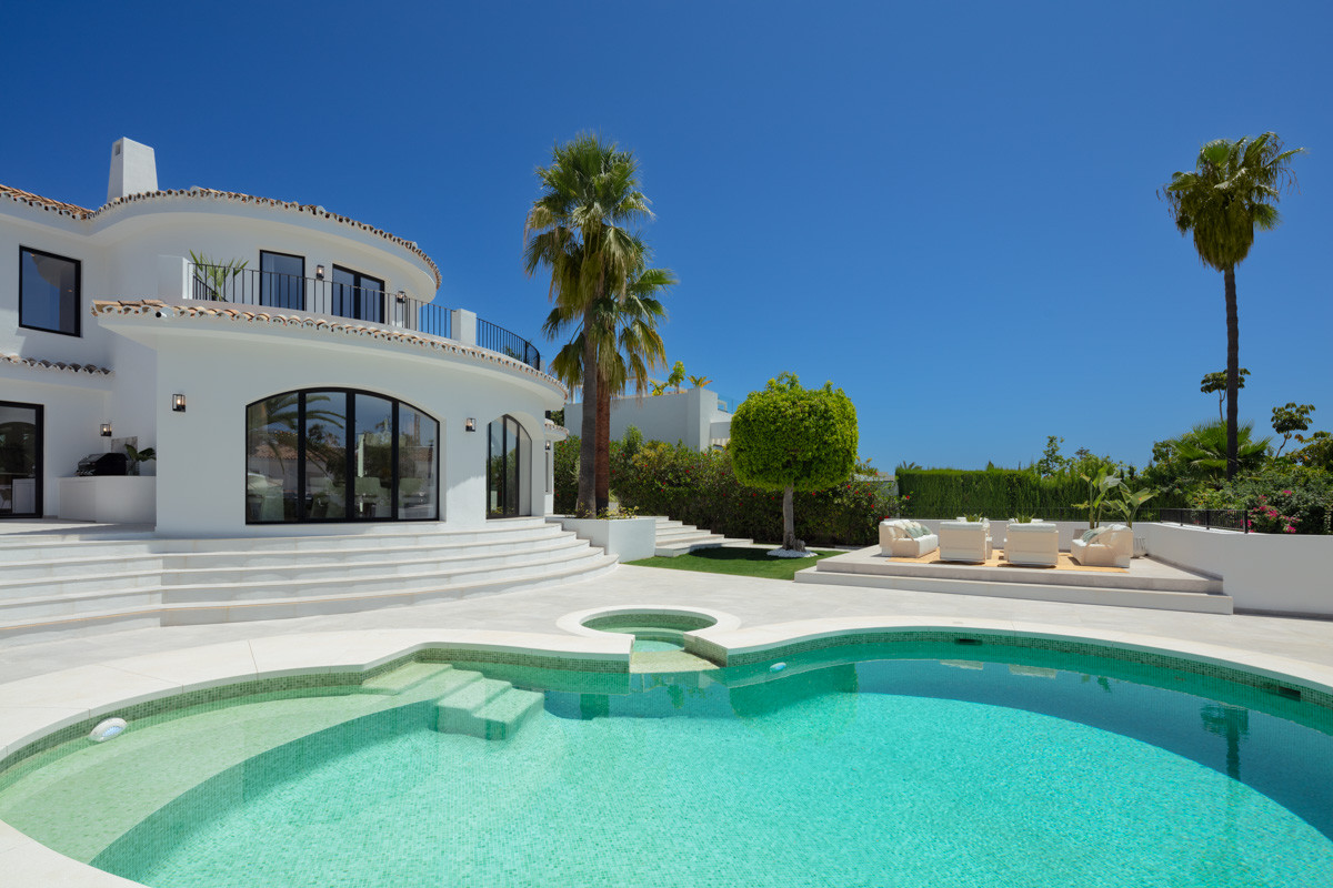 Villa te koop in Marbella - Nueva Andalucía 40