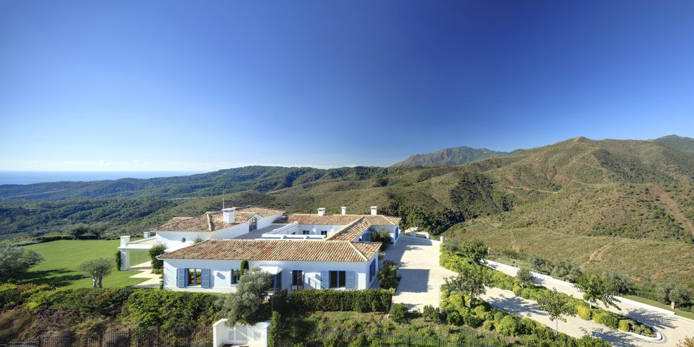 Villa for sale in Estepona 18