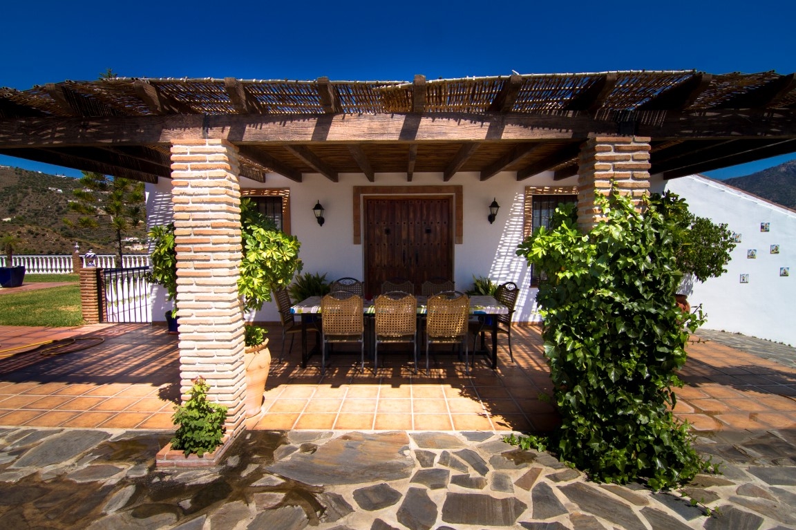 Villa te koop in Rincón de La Victoria 10