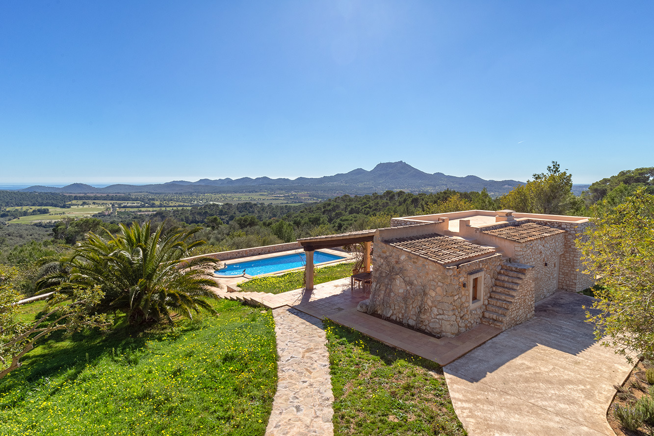 Countryhome for sale in Mallorca East 1