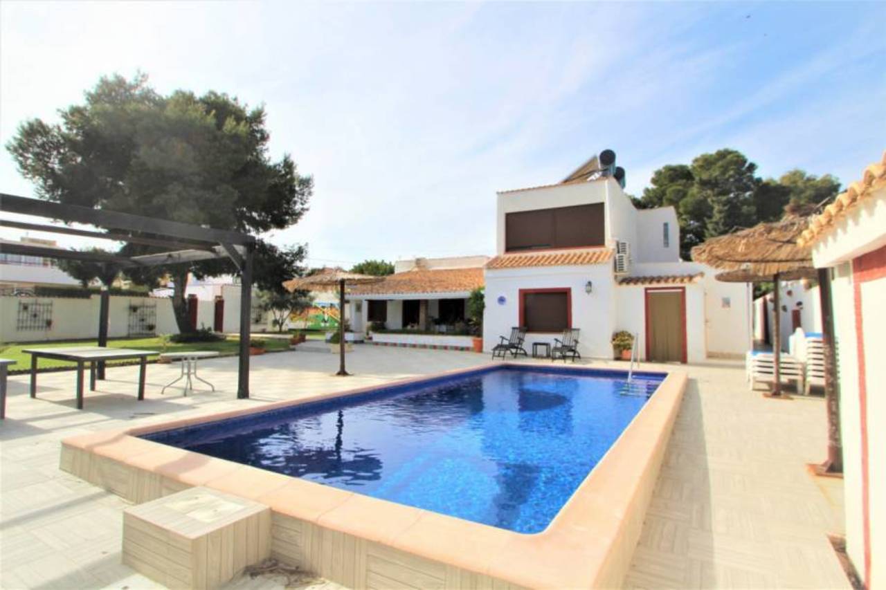 Villa for sale in Guardamar and surroundings 42