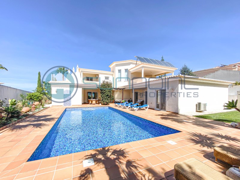 Villa for sale in Lagos and Praia da Luz 23