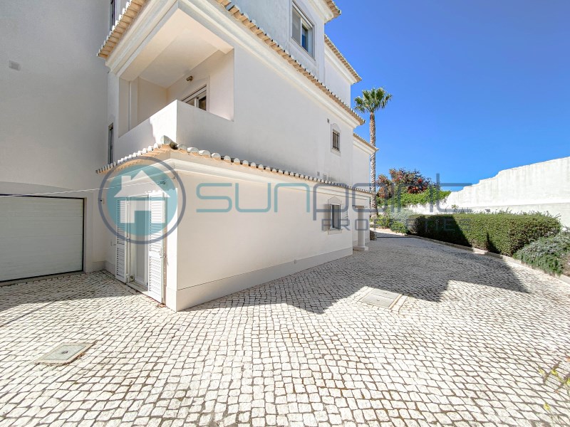 Villa for sale in Lagos and Praia da Luz 49