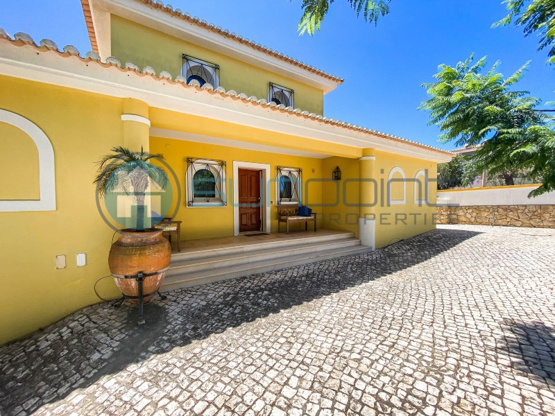 Haus zum Verkauf in Lagos and Praia da Luz 39