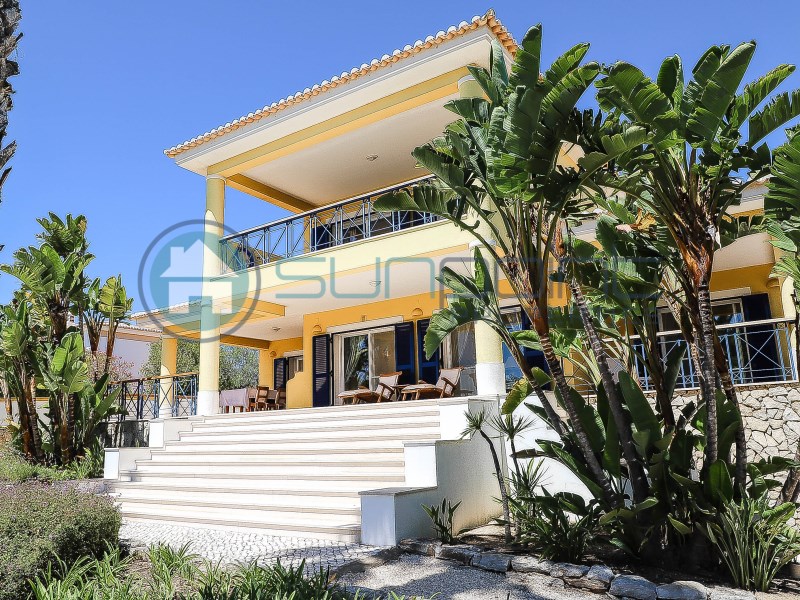 Villa for sale in Lagos and Praia da Luz 34