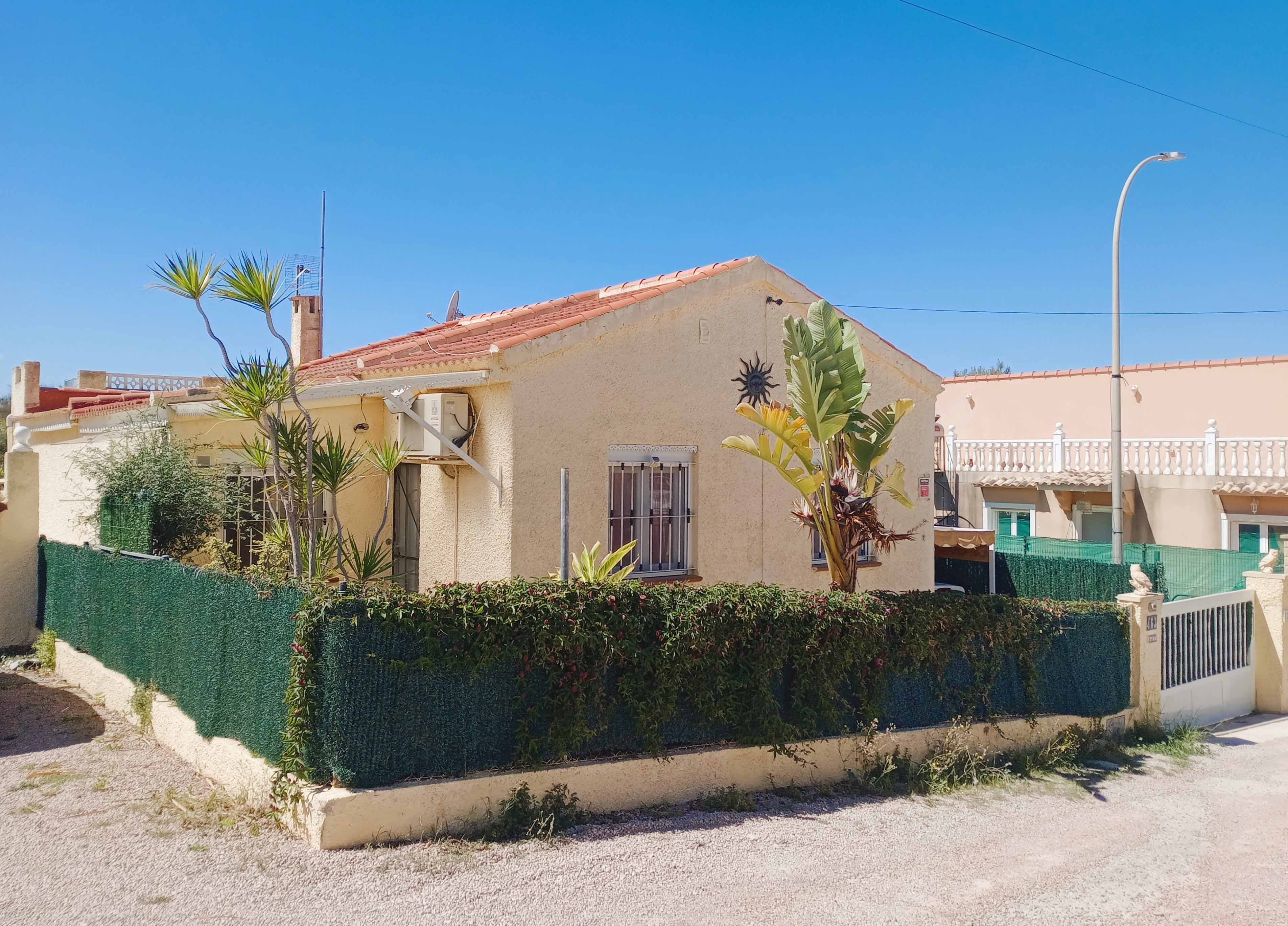 Villa à vendre à Alicante 2