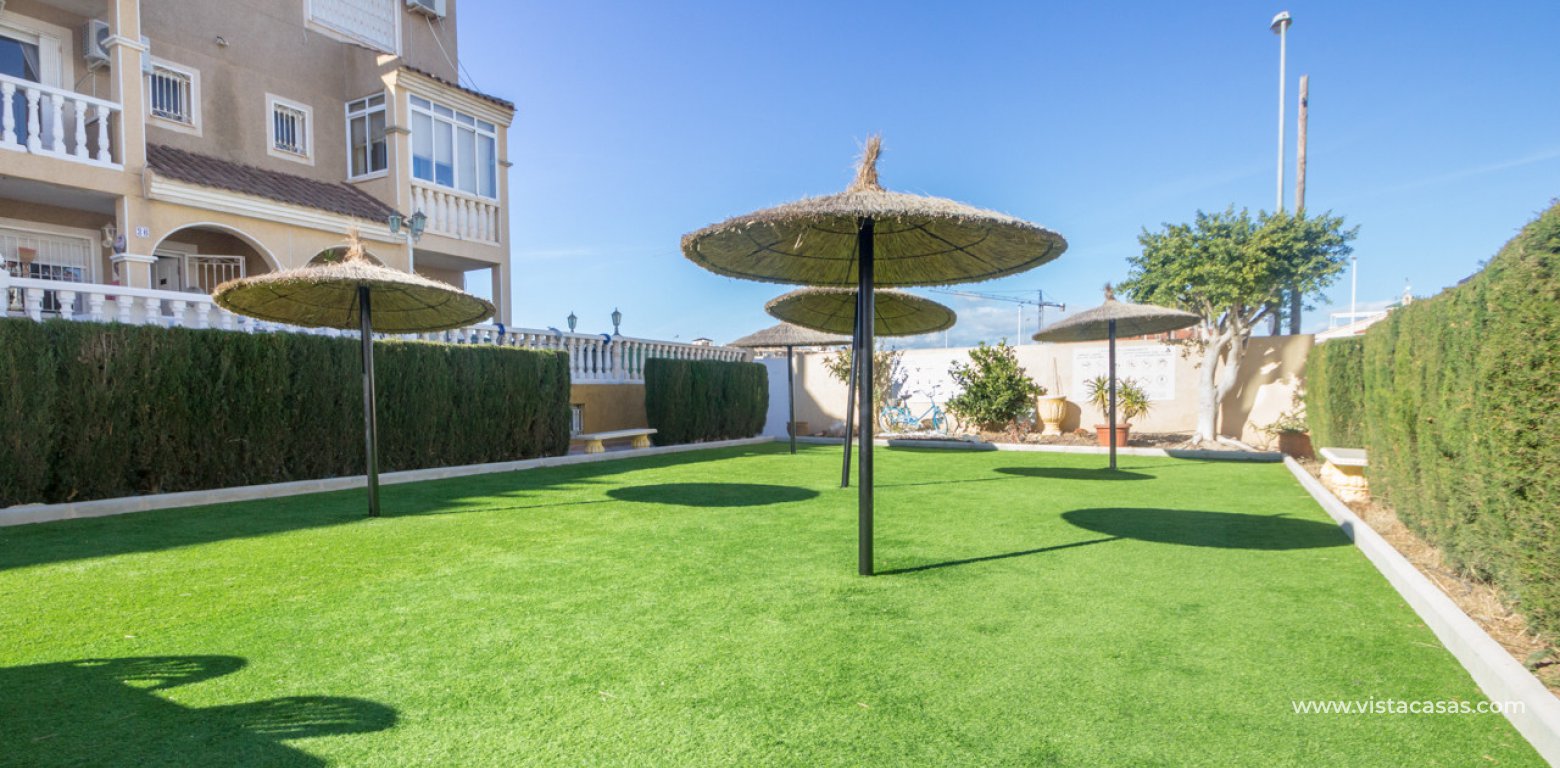 Townhouse for sale in Alicante 41