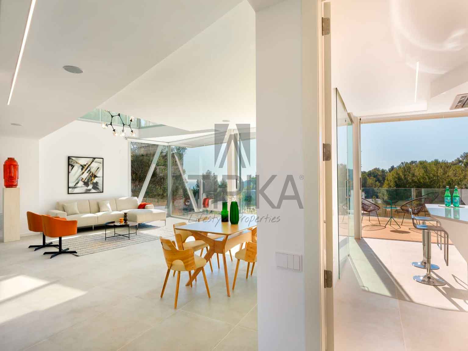Villa for sale in Sitges and El Garraf 14