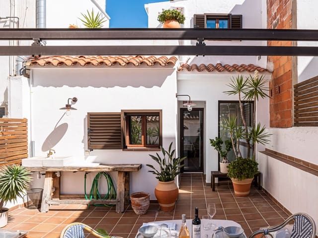 Villa te koop in Sitges and El Garraf 19