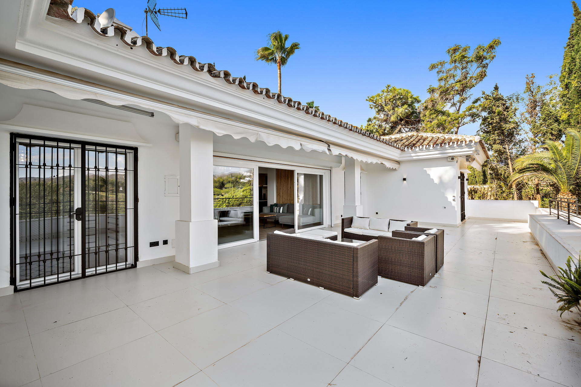 Villa for sale in Marbella - East 19