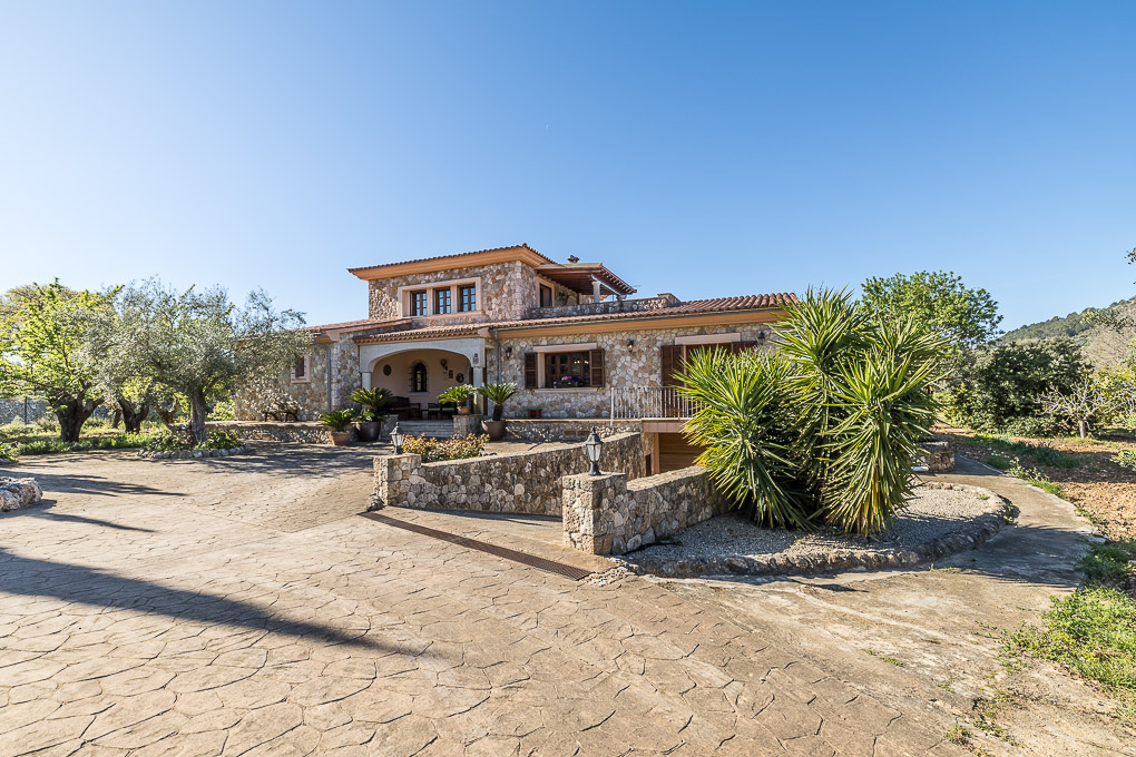 Countryhome for sale in Mallorca East 19