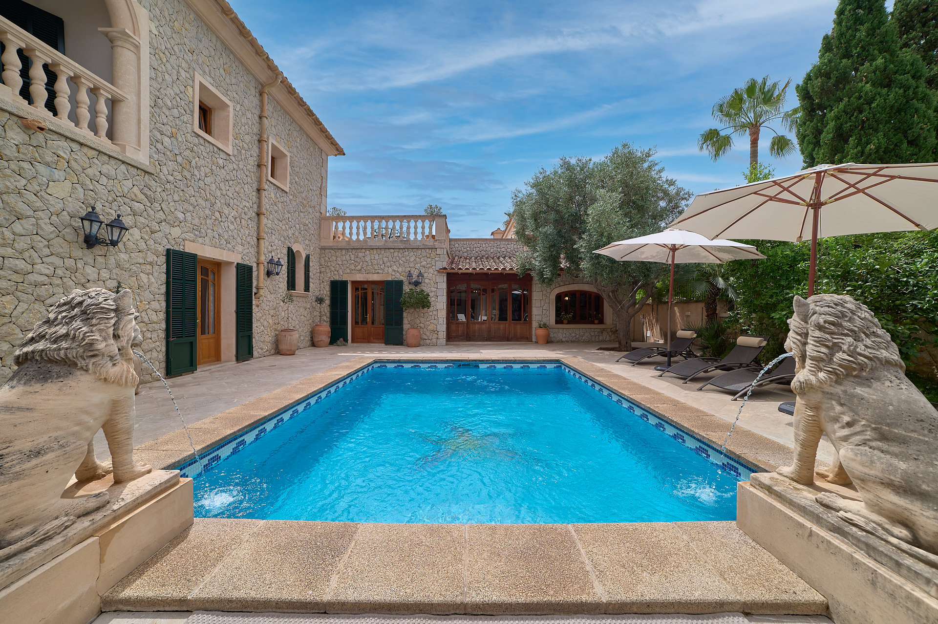 Villa for sale in Mallorca Southwest 3