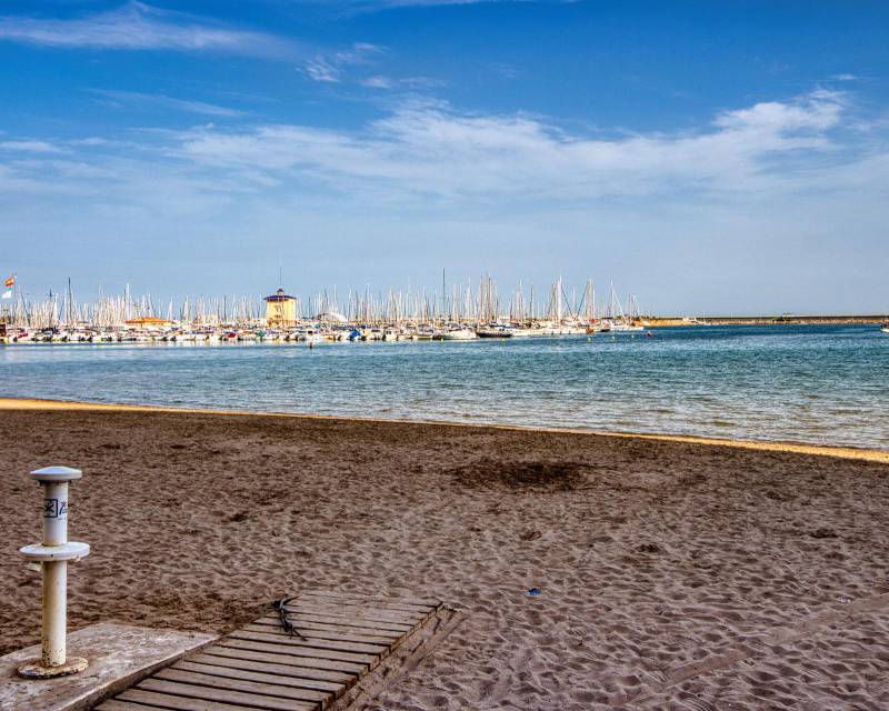 Penthouse for sale in Torrevieja and surroundings 31