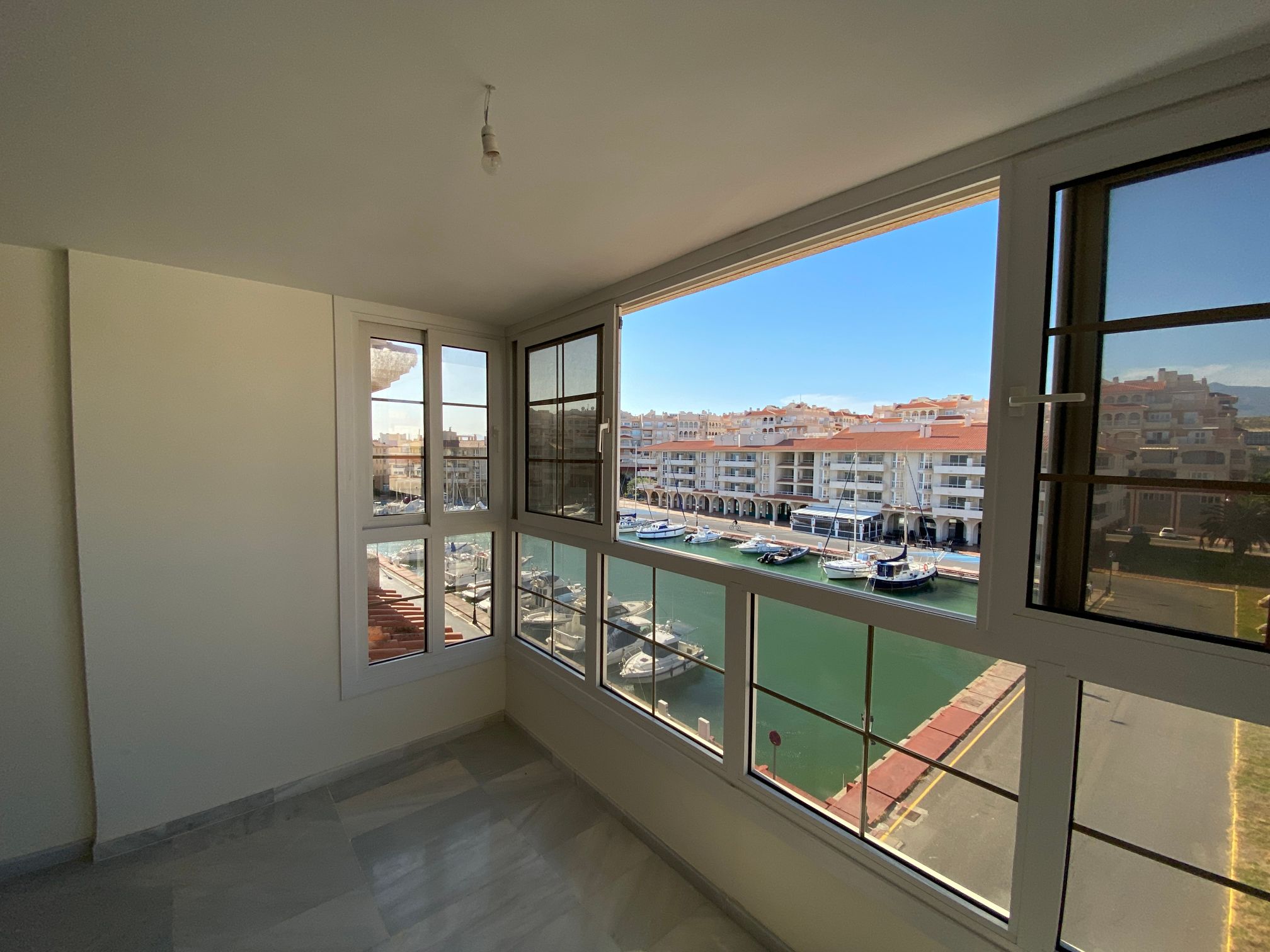Apartment for sale in Almerimar and El Ejido 18