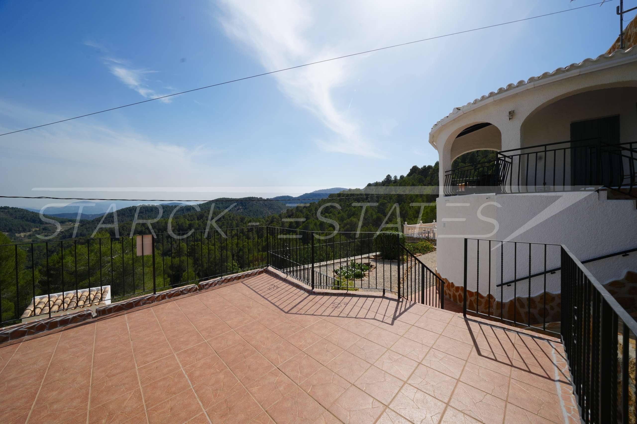 Villa for sale in Oliva 13