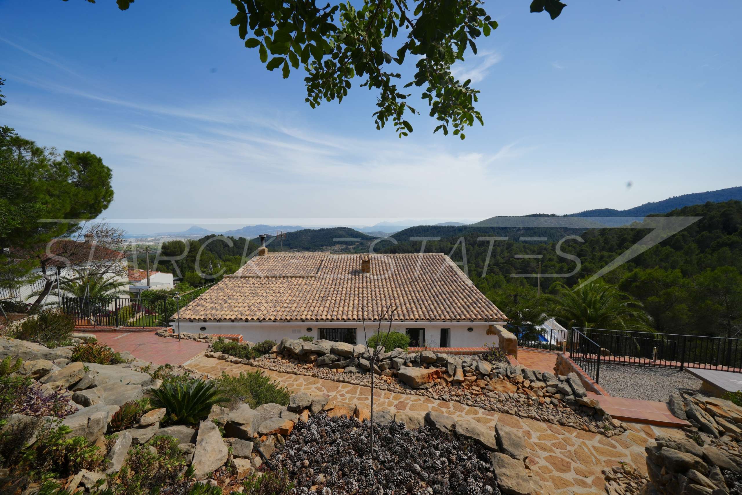 Villa for sale in Oliva 18