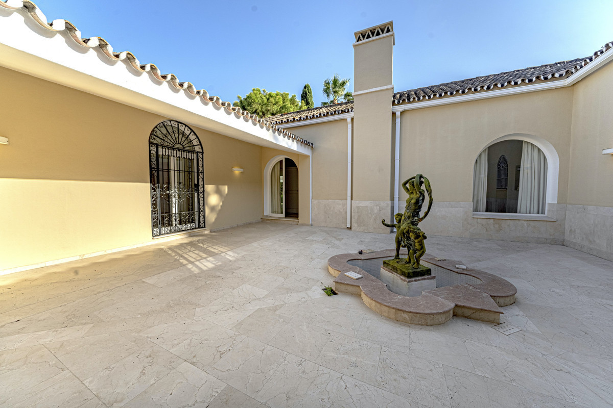 Haus zum Verkauf in Málaga 16