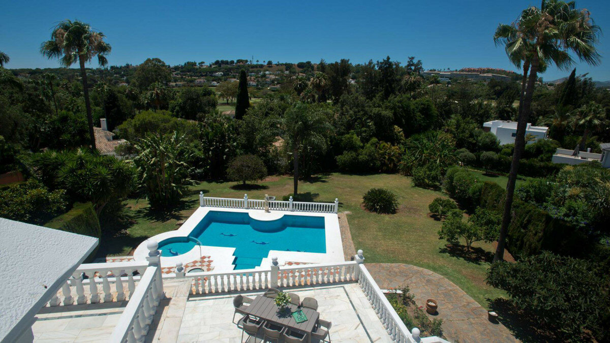 Villa for sale in Marbella - Nueva Andalucía 25