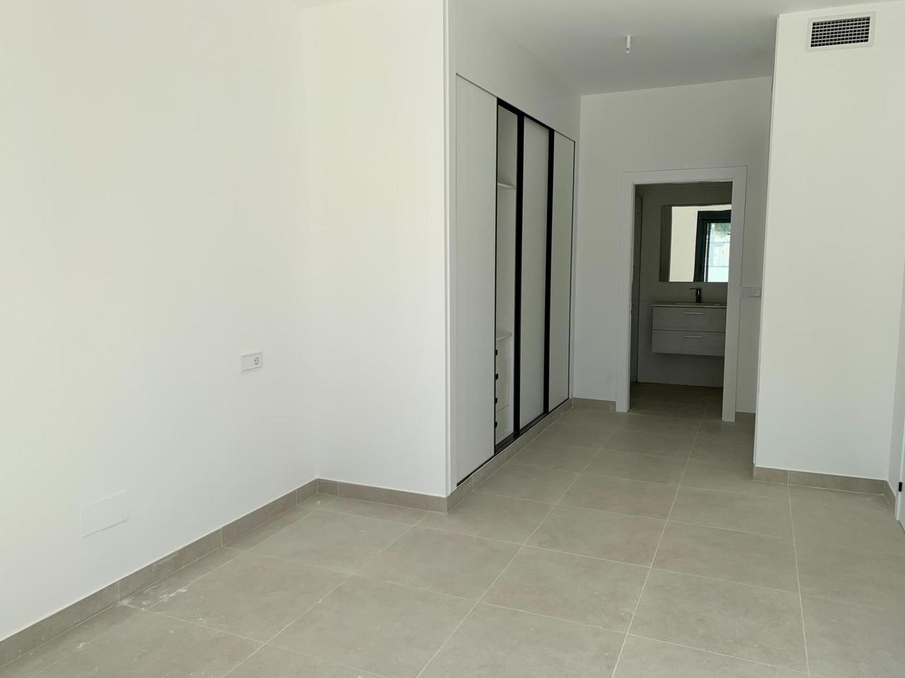 Adosada en venta en Guardamar and surroundings 21