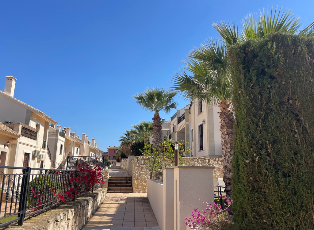 Townhouse for sale in Alicante 33