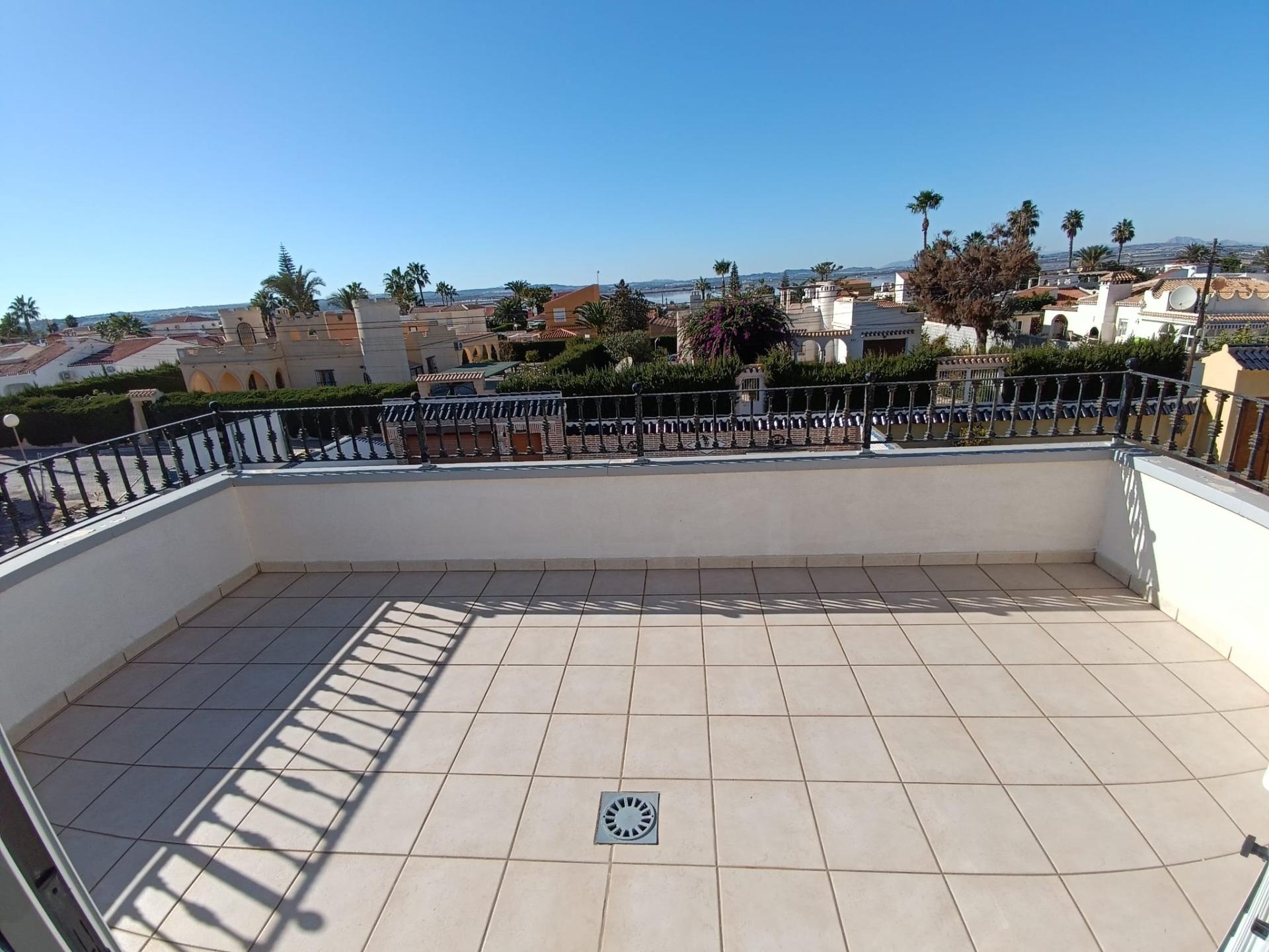 Villa for sale in Torrevieja and surroundings 70