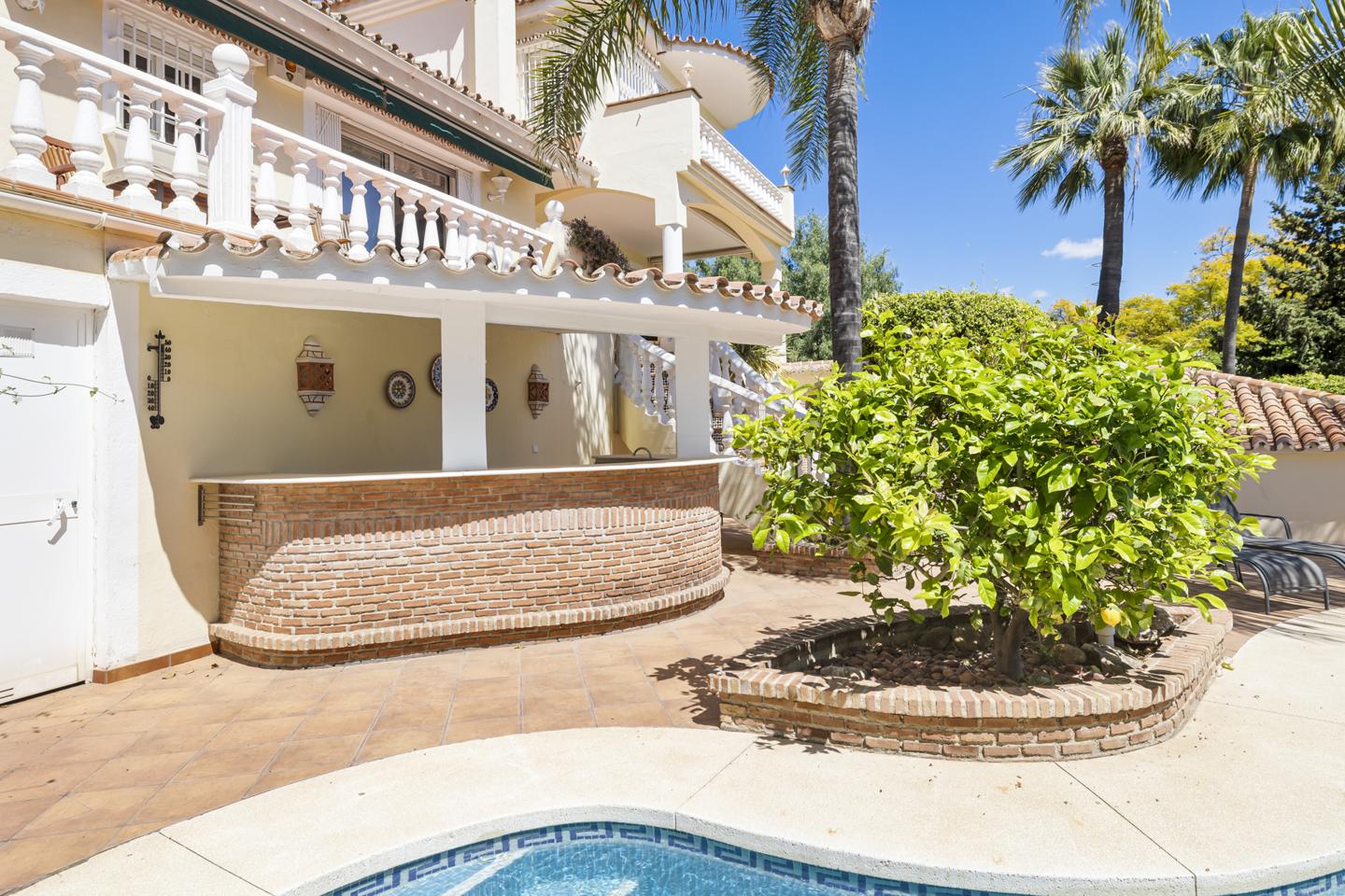 Villa te koop in Marbella - Nueva Andalucía 46