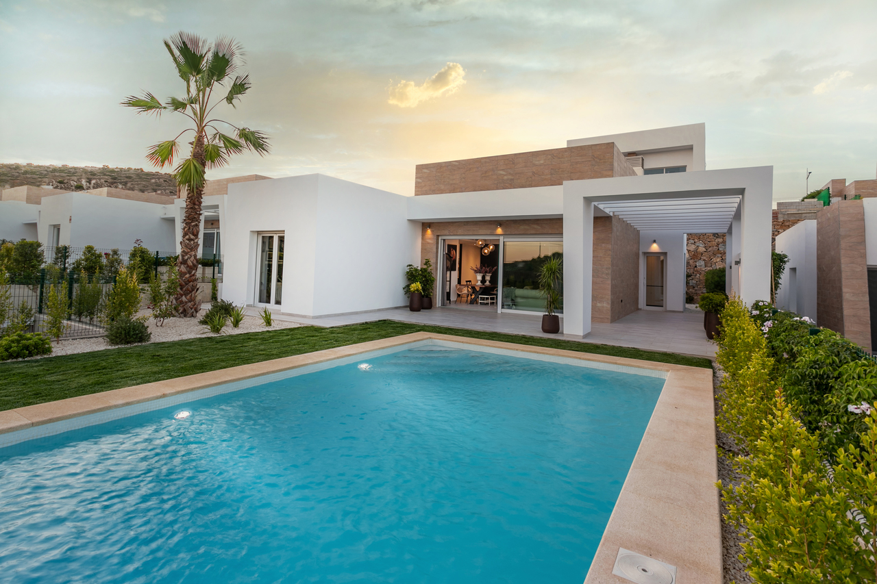 Villa à vendre à Alicante 2