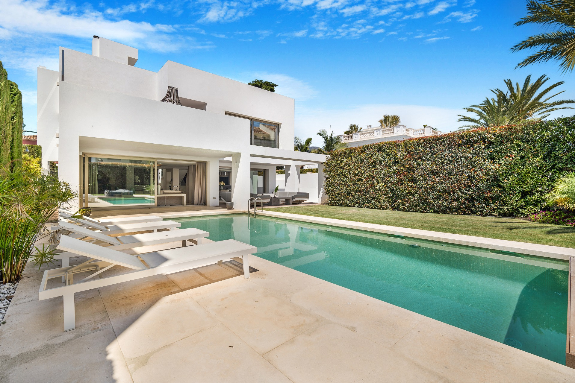 Villa for sale in Marbella - Golden Mile and Nagüeles 19