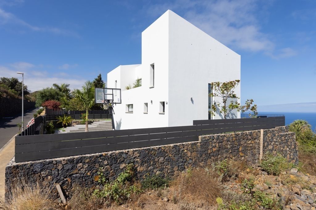 Villa te koop in Tenerife 3