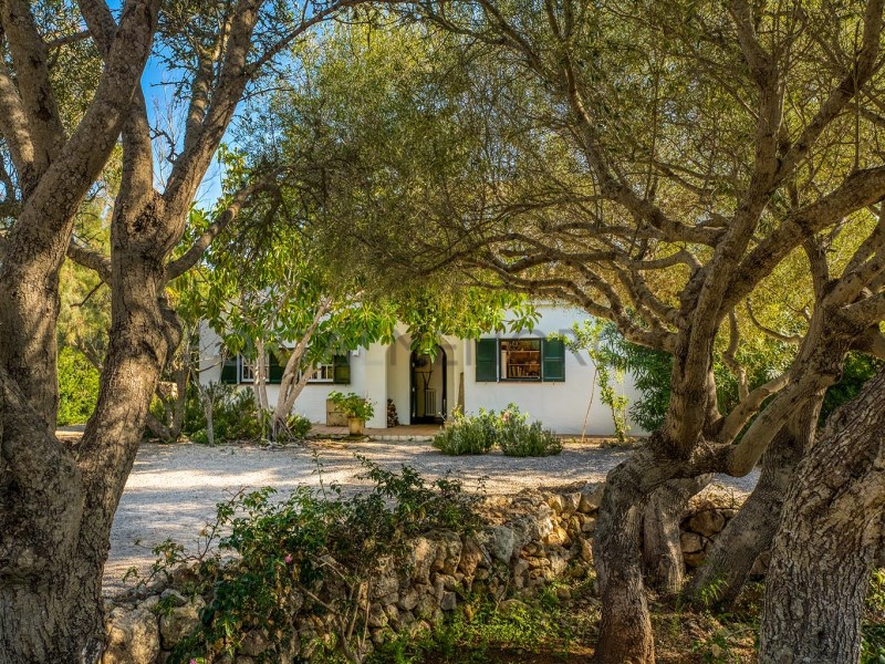 Countryhome for sale in Menorca East 36