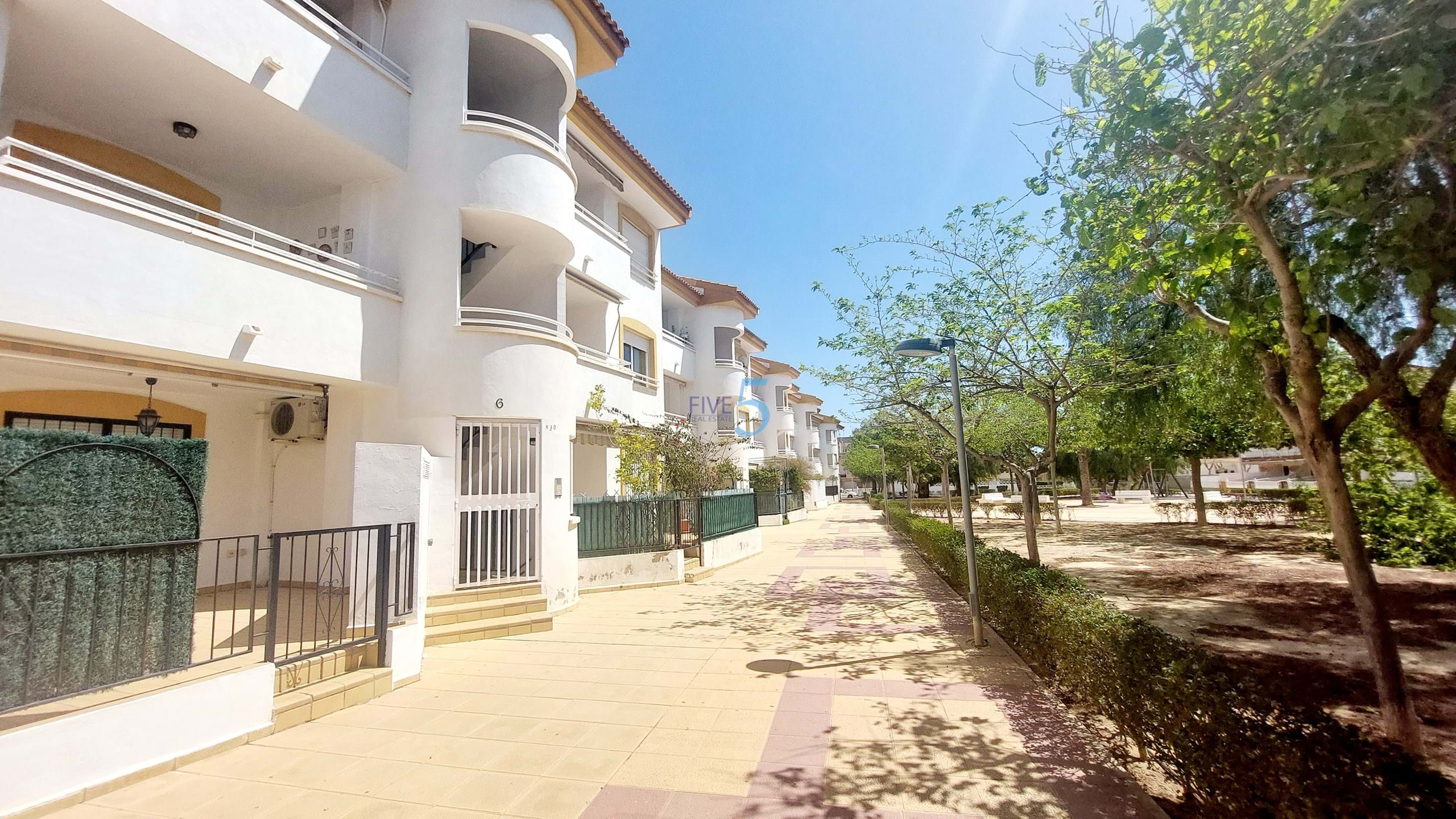 Apartament na sprzedaż w Alicante 1