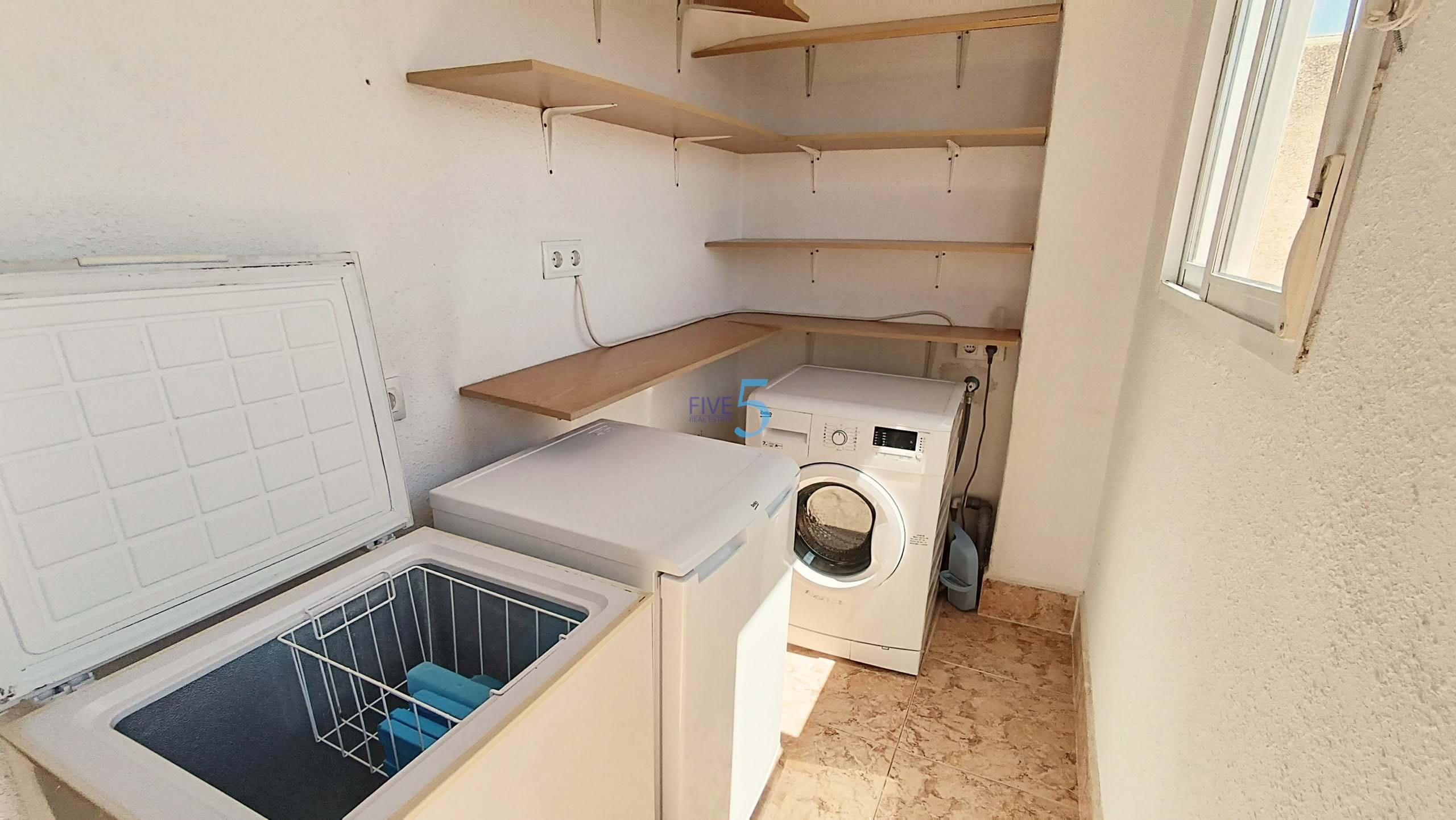 Townhouse te koop in Alicante 12