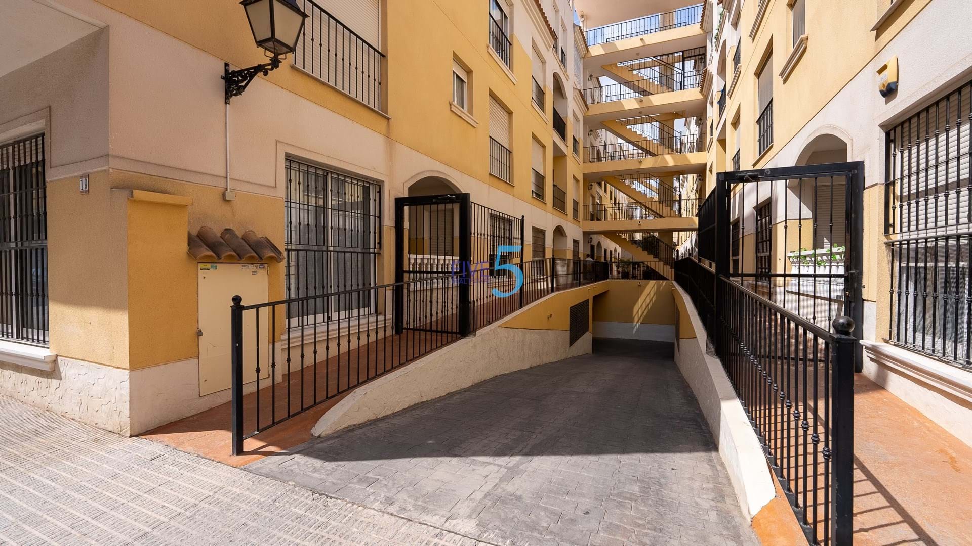 Lägenhet till salu i Alicante 11