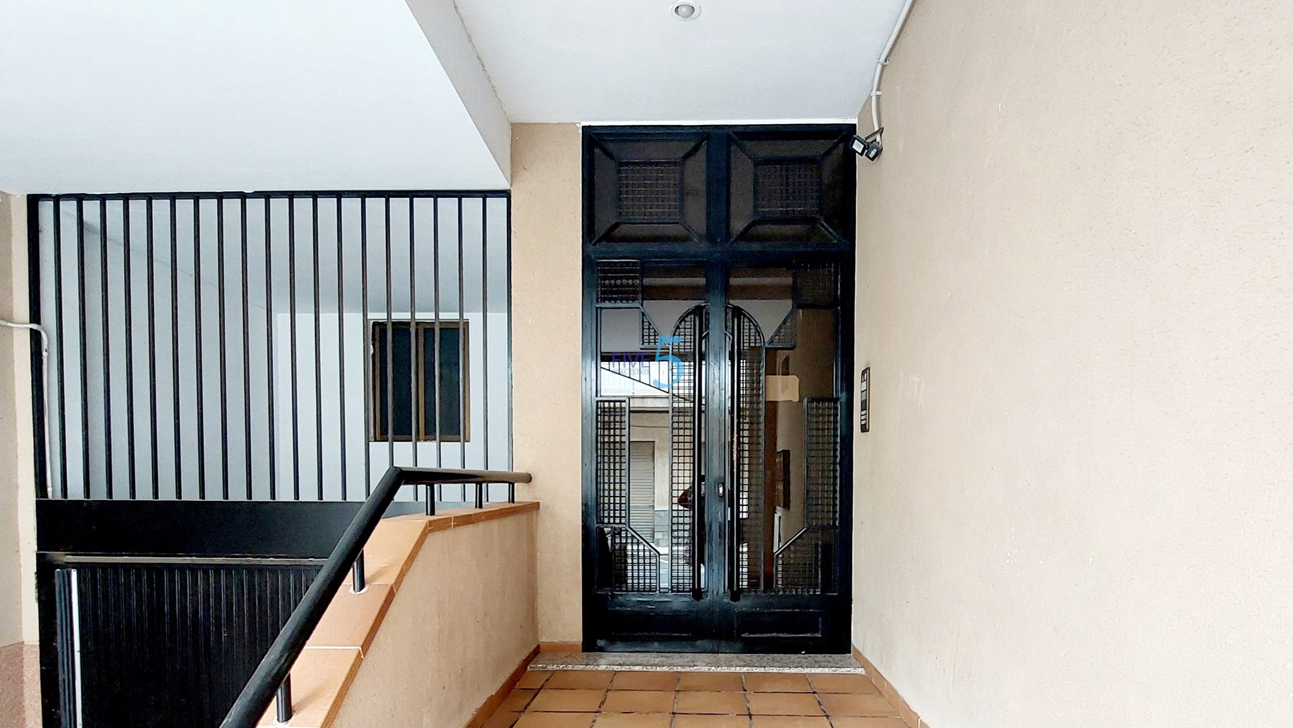 Apartment for sale in Los Alcázares 28