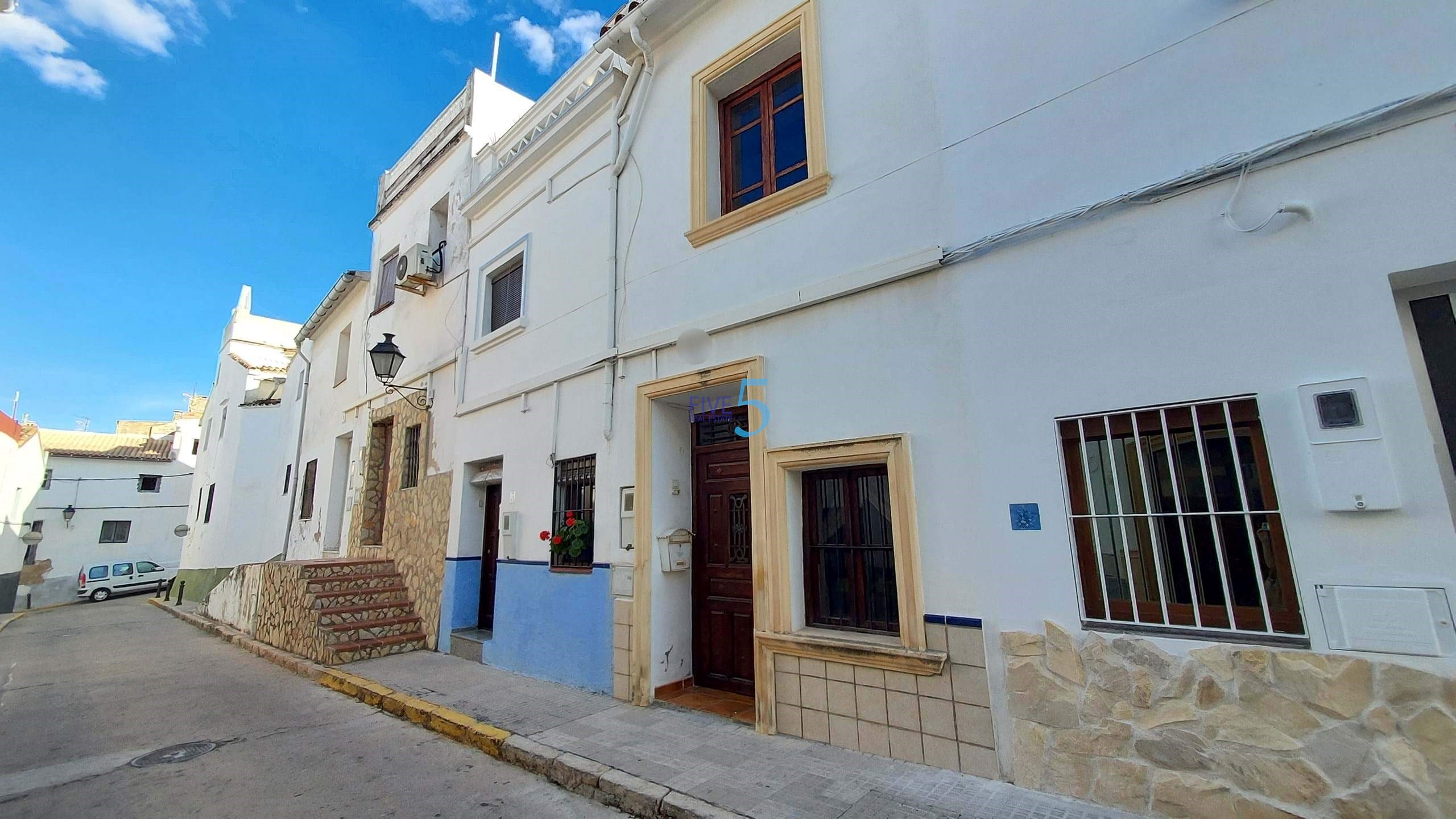 Townhouse for sale in Valencia City 26