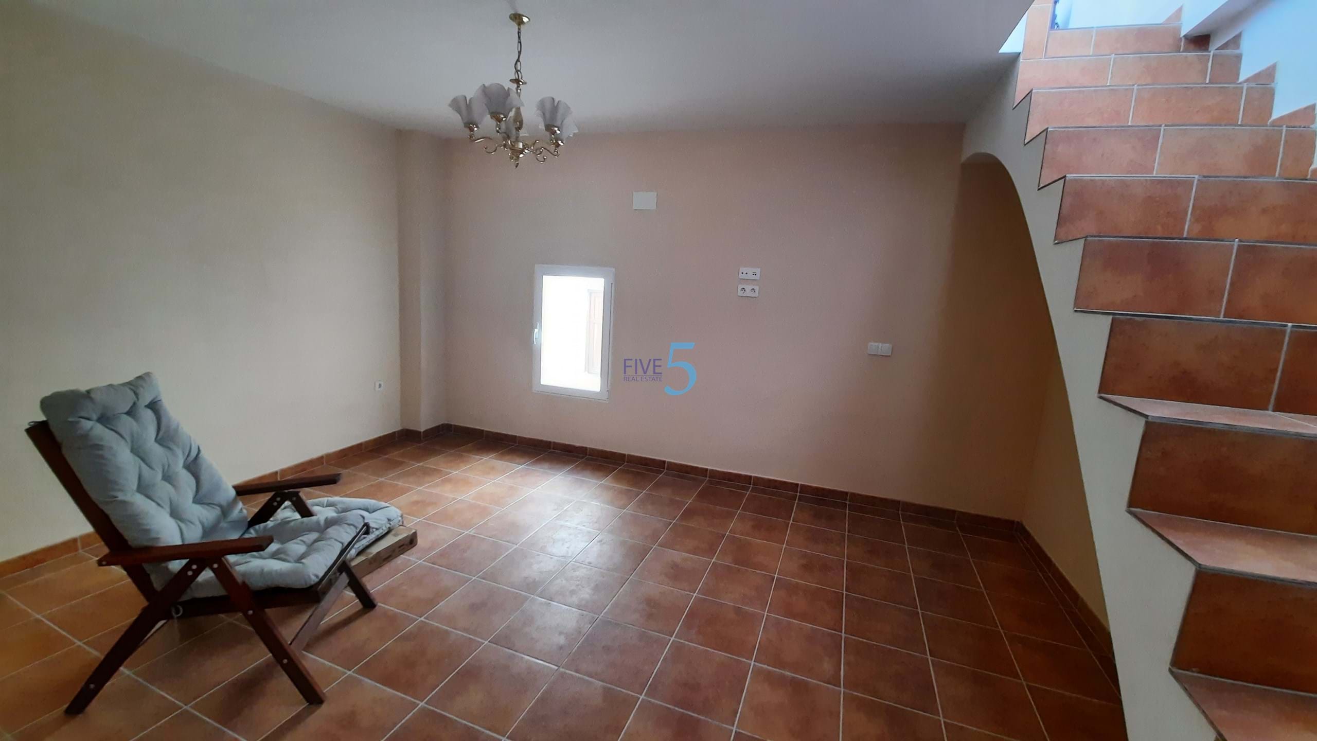 Townhouse for sale in Valencia City 29