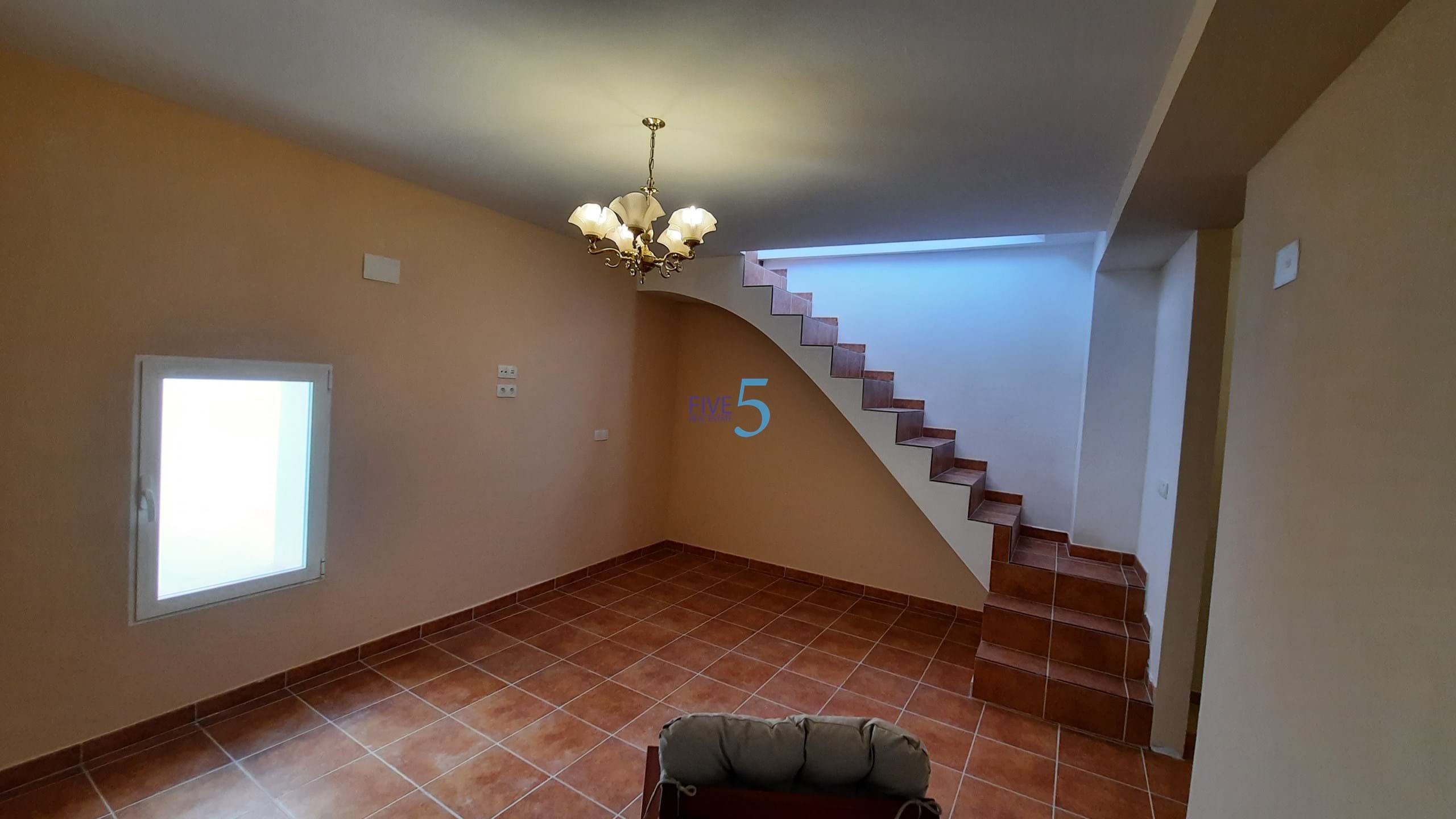 Townhouse for sale in Valencia City 30