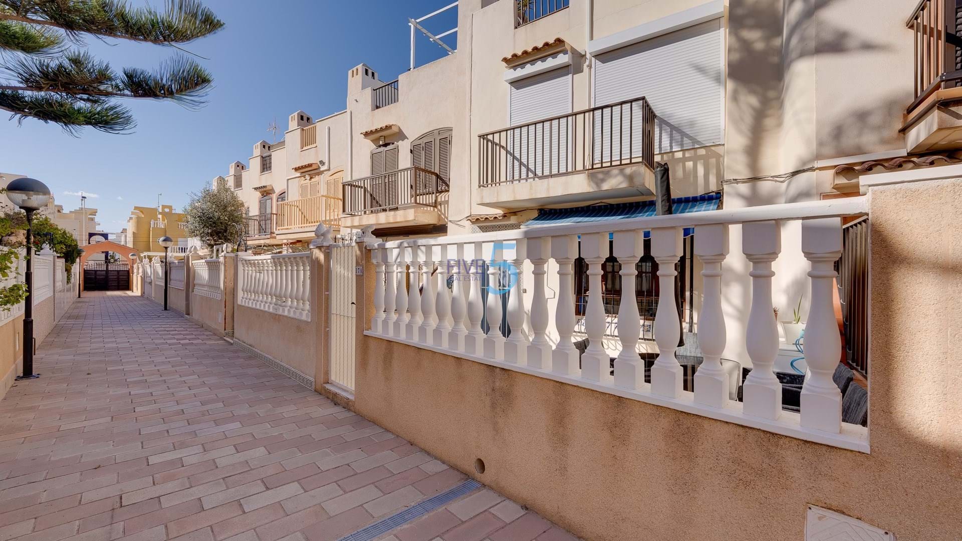 Property Image 581411-torrevieja-townhouses-2-2