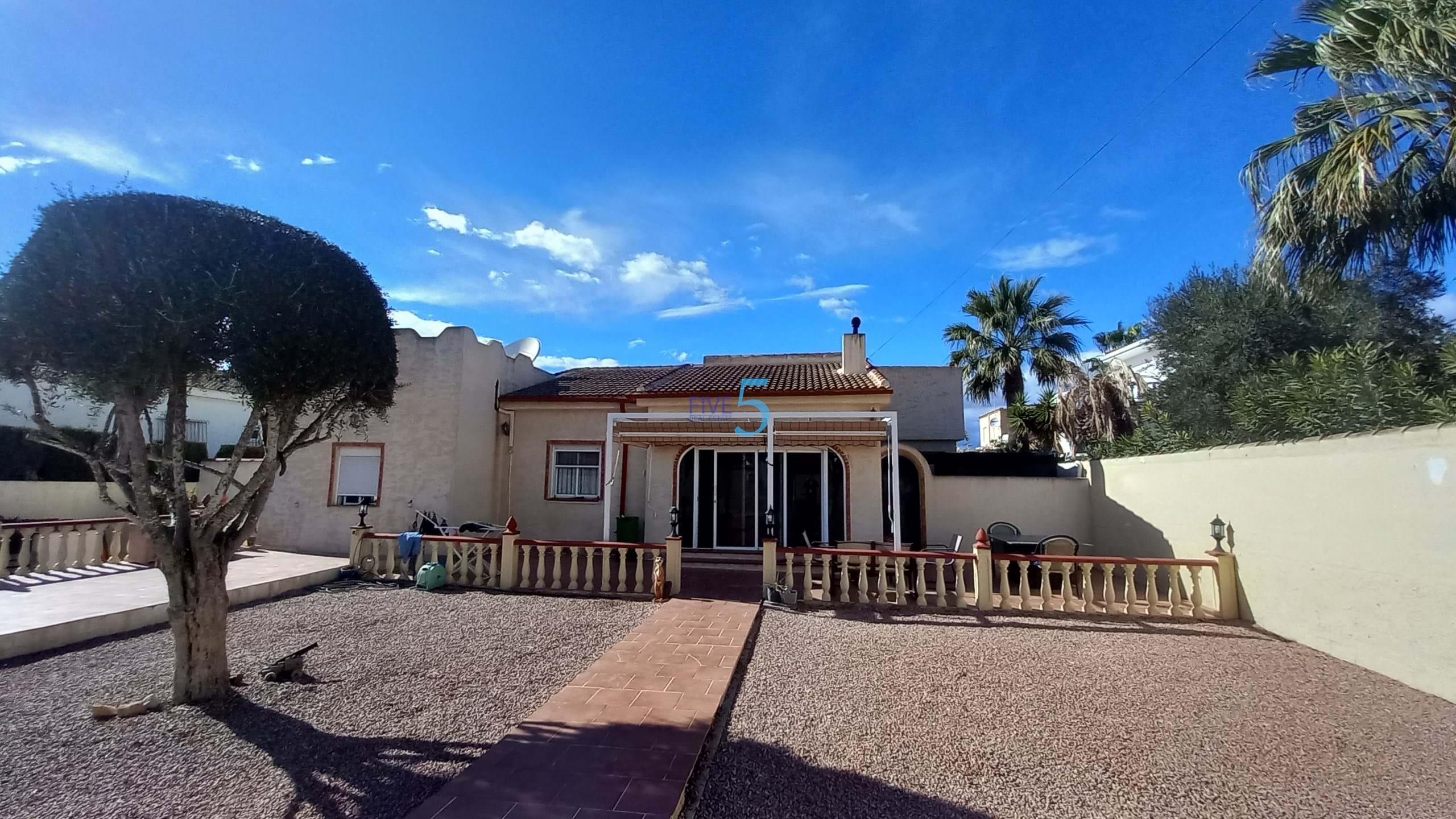 Villa for sale in Torrevieja and surroundings 8