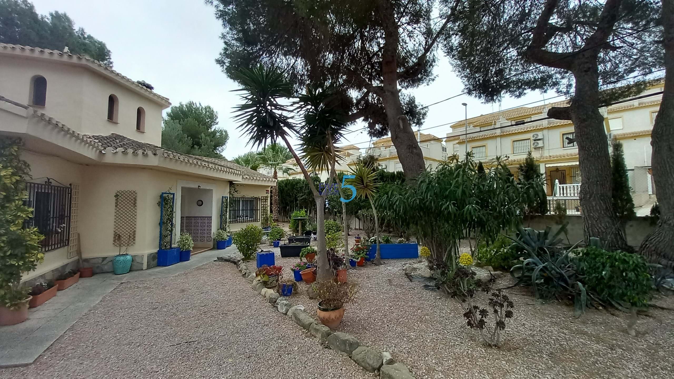 Villa till salu i Alicante 8